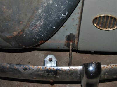 Distanzplatte mit Halter Zusatzscheinwerfer Stoßstange für VW Käfer bis 67